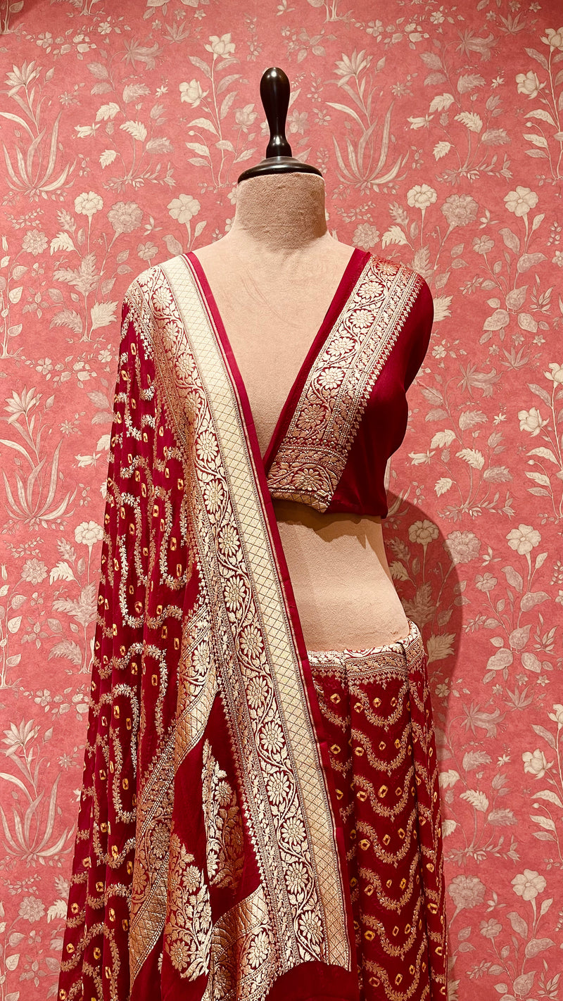 Handloom Georgette Banarasi Silk Saree - Jaal - Red Bandhani